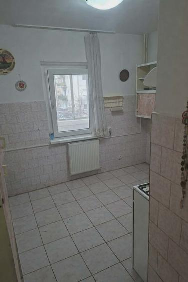 Vand ap 3 camere rogerius et 2 - 3