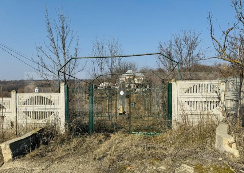 Conac cu teren intravilan 8759 mp, priveliste panoramica, Ci - 2