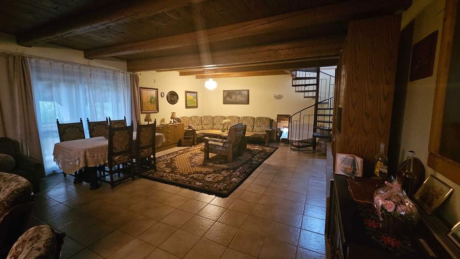 Vand Casa/Cabana de Vacanta - 4