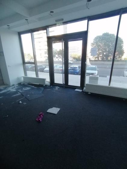 Tomis Plus, spatiu comercial, 128 mp. - 1