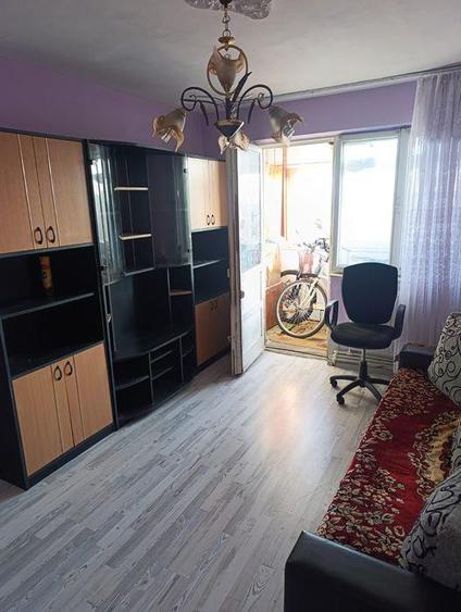 Ap 2 cam 42mp utili zona Piata Saraca, etaj 3, eliberare rapida - 1