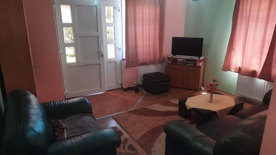 Casa Reghin parter+etaj+mansarda. Ideal pt doua familii. Zona Liquid, - 2