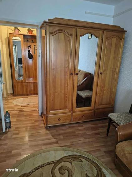 Inchiriez apartament 2 camere - 3