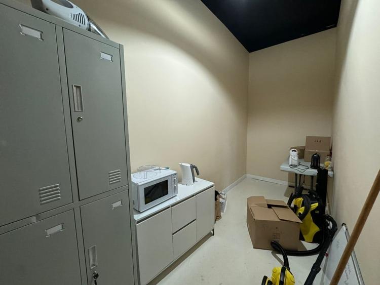 Spatiu comercial cu vitrina, 542,5 mp utili, zona Dambul Rotund - 9