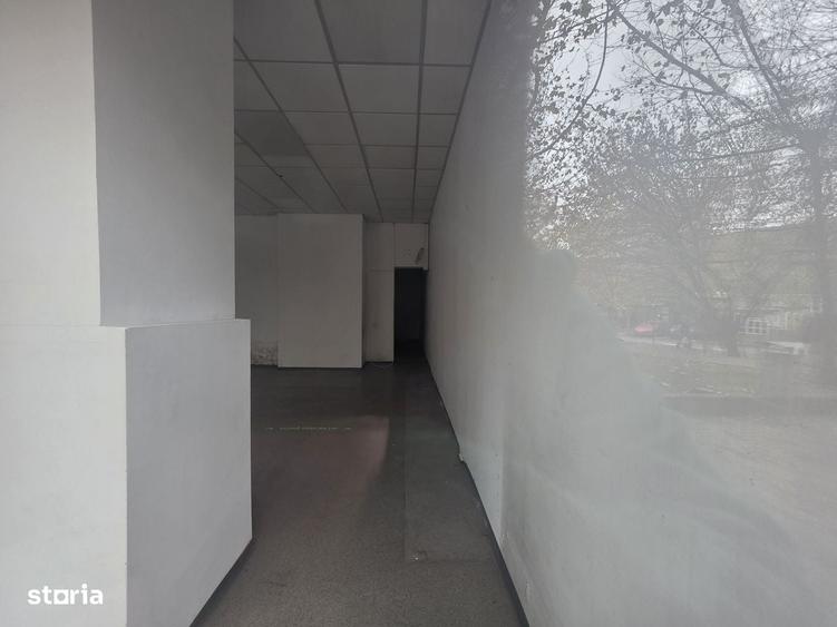 Spațiu comercial, de 57 mp, în Vitan