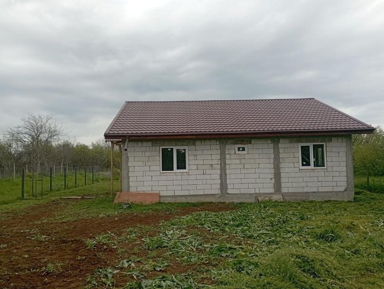 Casă cu 2 camere în Siliștea Snagovului