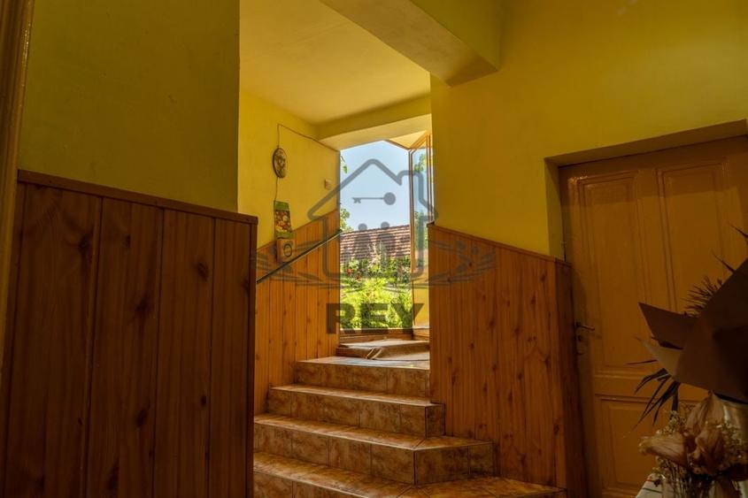 Se vinde casă single / 950 mp teren / Sibiu Str. Ecaterina Teodoroiu - 28