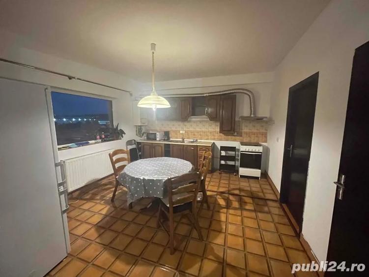 Inchiriez apartament 4 camere - 2