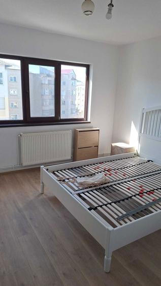 Inchiriez apartament cu doua camere - 6