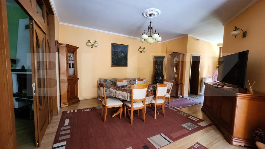Casă individuală cu 3 camere cu Canalizare în Central