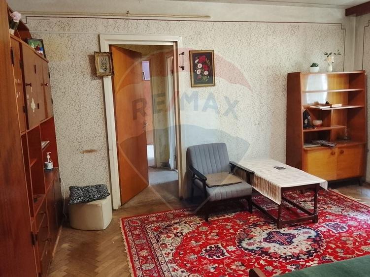 Apartament cu 2 camere semidecomandat, mobilat în Nord - Spitalul Județean
