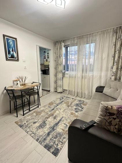 Apartament cu 2 camere semidecomandat, mobilat în Sud-Est