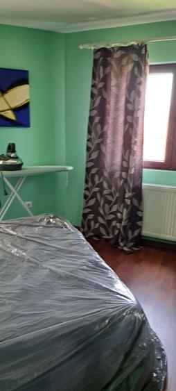 Casa spatioasa cu curte si gradina, Orasul Avrig - 3