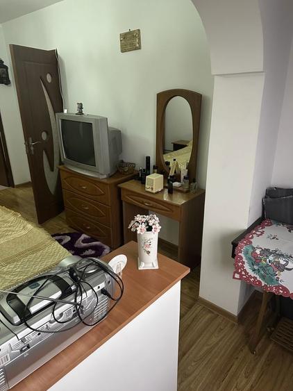 Vanzare apartament 2 camere - 1