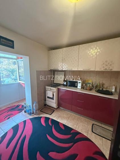 Apartament 3 camere, 72.75 mp, zona Sarari