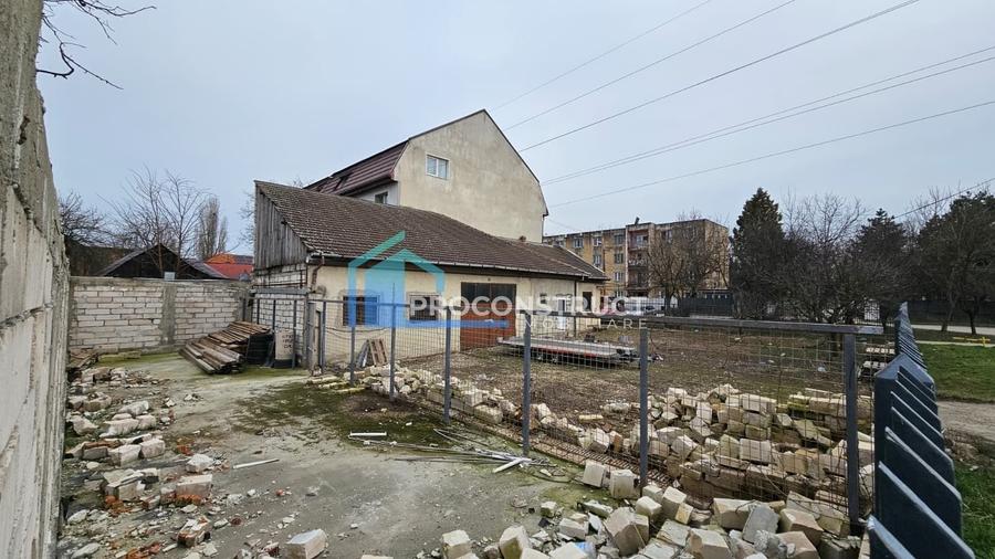 Teren de vânzare-626mp+spațiu comercial Blascovici - 4