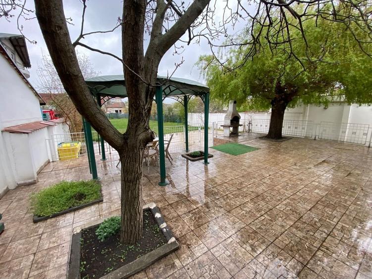 Vilă zona Liviu Rebreanu - 27