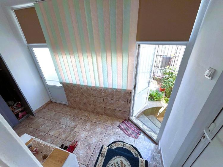 Casa de vanzare (zona CASA CASATORIILOR ) - 11