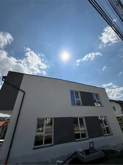 Apartament cu 4 camere decomandat în Ultracentral