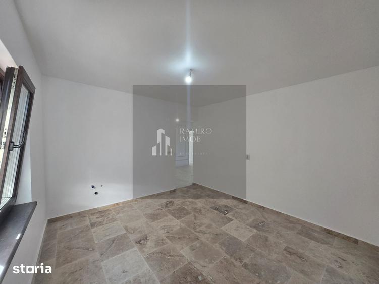 Casă cu 6 camere cu Teren 300 Mp în Central