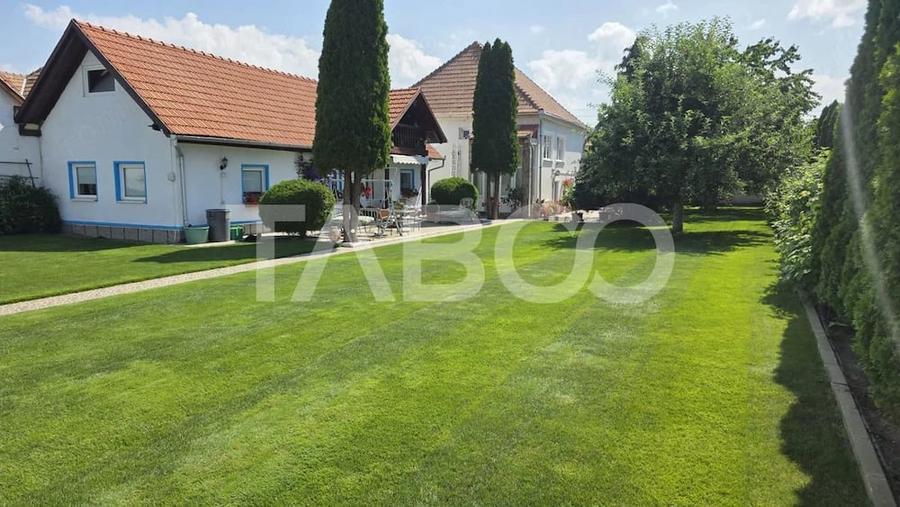 Casă cu 4 camere cu Teren 3150 Mp în Petrești