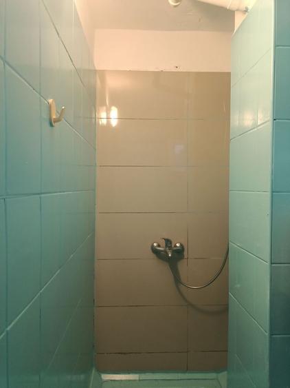 Apartament cu 2 camere semidecomandat, mobilat în Brotăcei