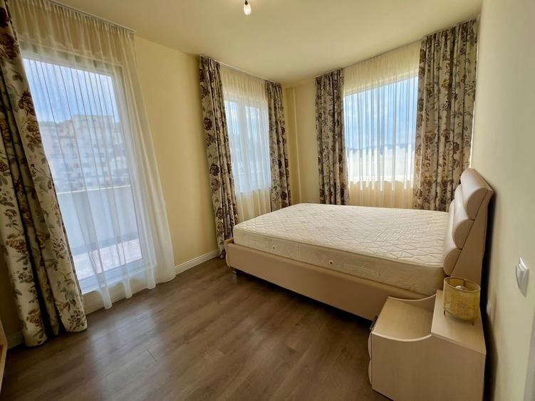 Apartament cu 3 camere în Florești