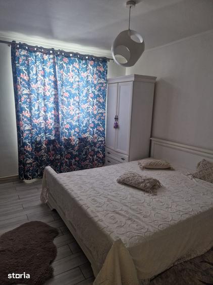 Casă cu 4 camere cu Teren 870 Mp în Mărăcineni