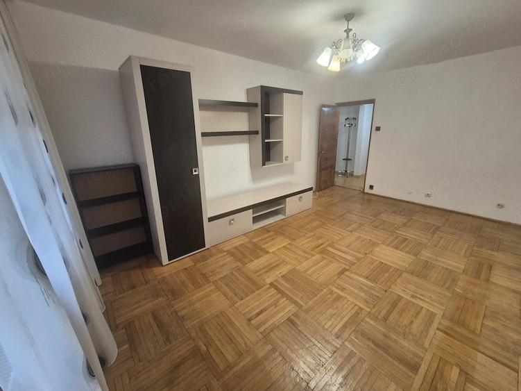 Apartament cu 2 camere decomandat în Luncă