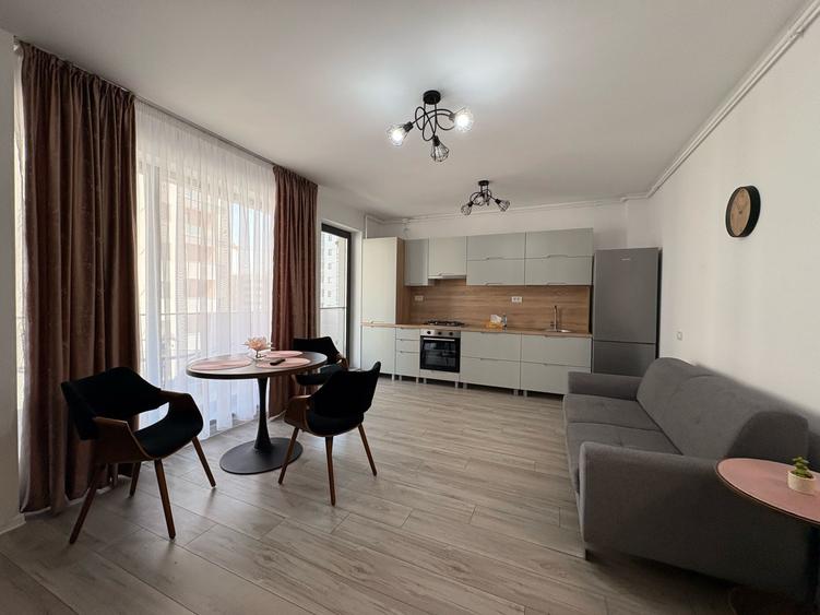 Apartament cu 2 camere semidecomandat, mobilat în Drumul Taberei