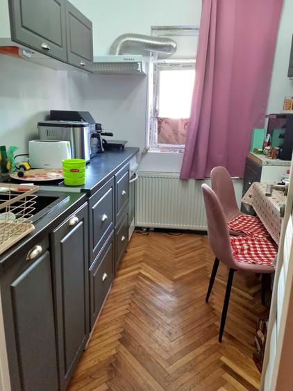 Apartament cu 3 camere decomandat în Decebal