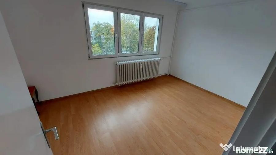 Apartament cu 2 camere semidecomandat în Tătărași