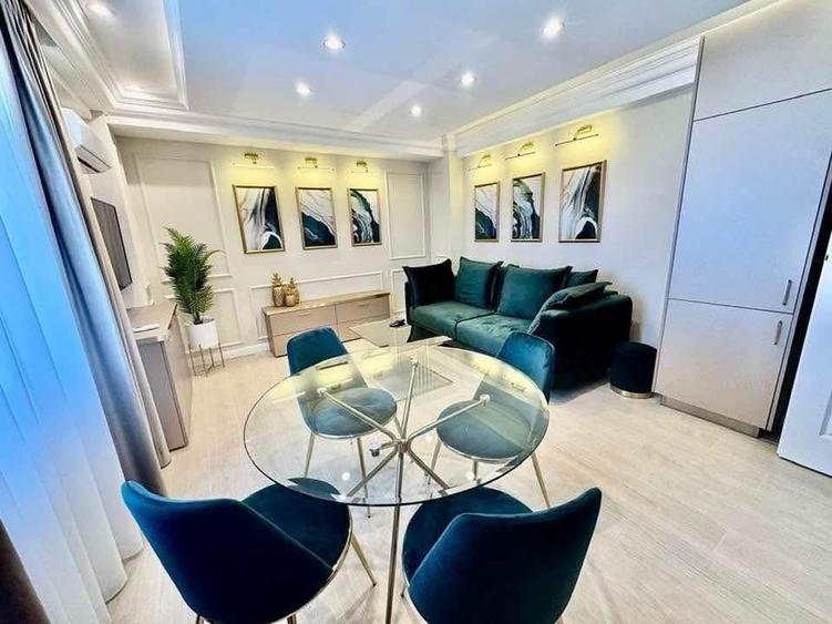 Apartament cu 2 camere decomandat în Tomis Plus