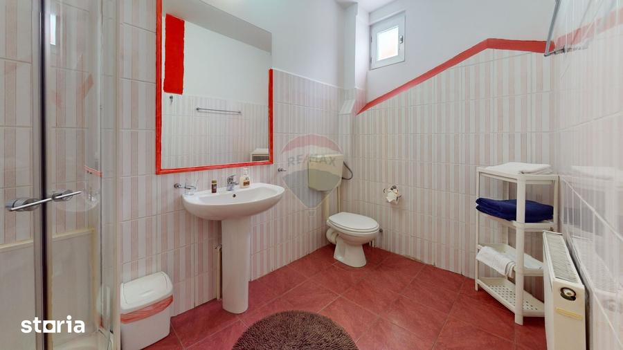 Casă cu Teren 521 Mp în Central
