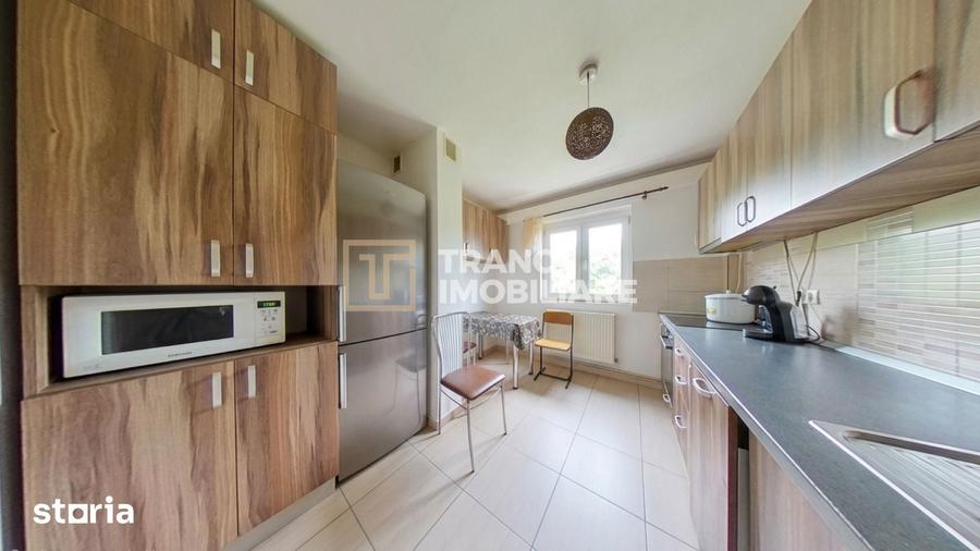 Apartament cu 3 camere decomandat, mobilat în Aurel Vlaicu