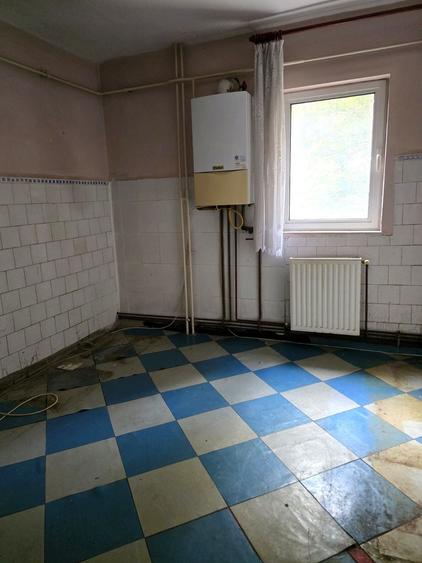 Apartament cu 2 camere decomandat în Liteni