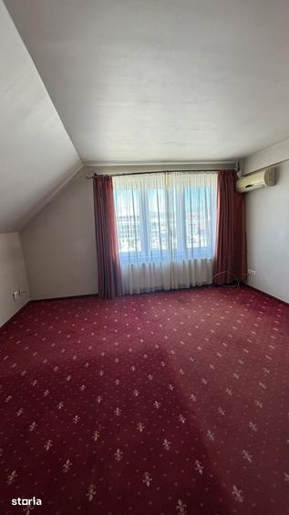 Spațiu comercial, de 990 mp, în Nord