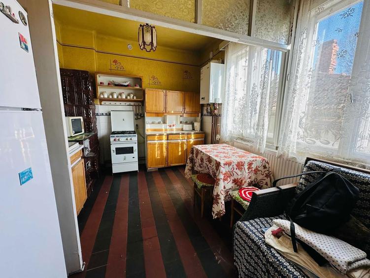 De vanzare Casa cu vedere la Cris, zona Facliei - 4