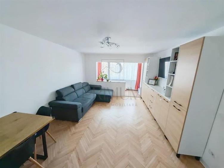 SAGULUI - 4 cam - 2 bai - 2 balcoane - centrala proprie - renovat - ETAJ INTERME - 2