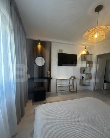 Garsoniera Lux de vanzare Piata Universitatii 30mp - 2