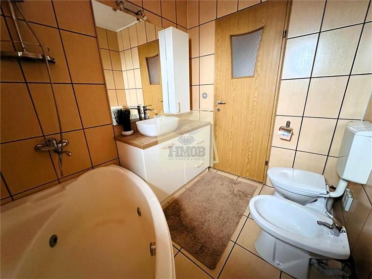 Apartament 3 camere 70 mp utili Vasile Aaron - 10