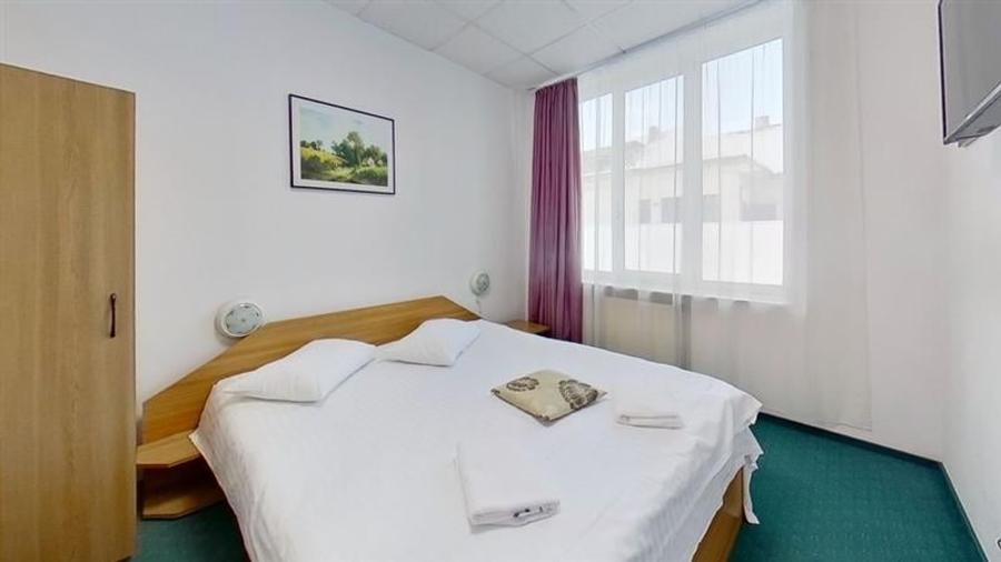 Tur LIVE! In aria Centrala a Brasovului, Hotel distinct - 16