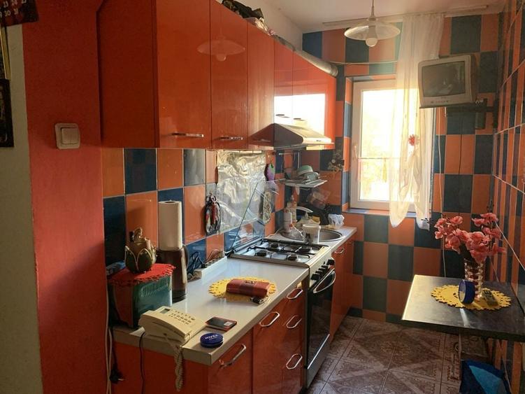 Apartament 2 Crihala etaj 1 de vanzare , Negociabil - 8