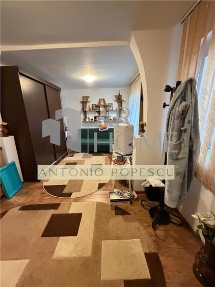 Casa, anexe si teren, in Ploiesti, zona Lupeni. - 3