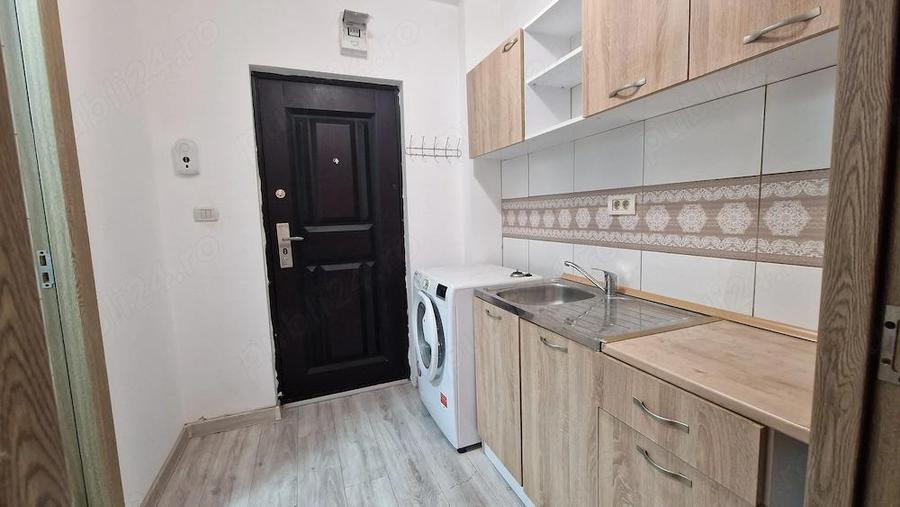 Garsoniera zona Uta, bloc renovat ?i izolat termic - 8