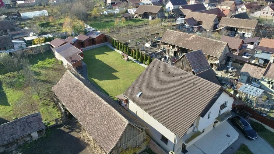 Casǎ Individualǎ/Pensiune/Turism - Ocna Sibiului - 1546 mp teren - 6