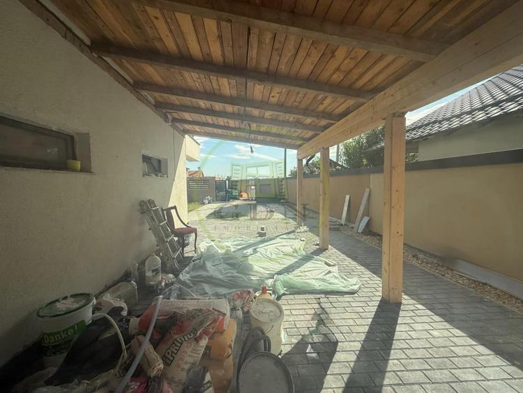Casă individuală cu 5 camere cu Teren 430 Mp în Malu Mare
