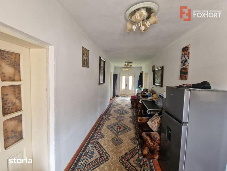 Casa cu 3 camere si teren de 2096 mp in Ianova - 2