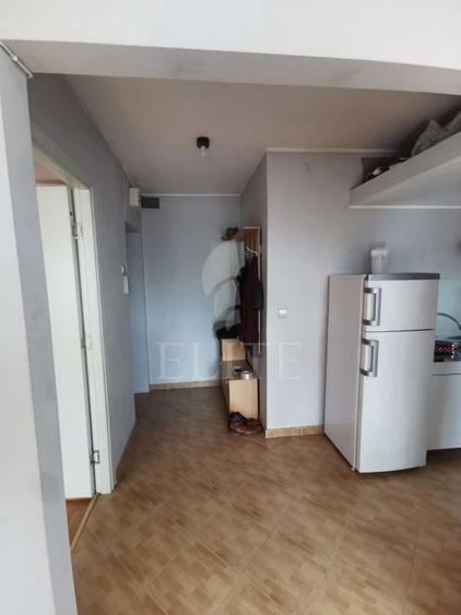 Apartament 3 camere în zona PLOPILOR - 9
