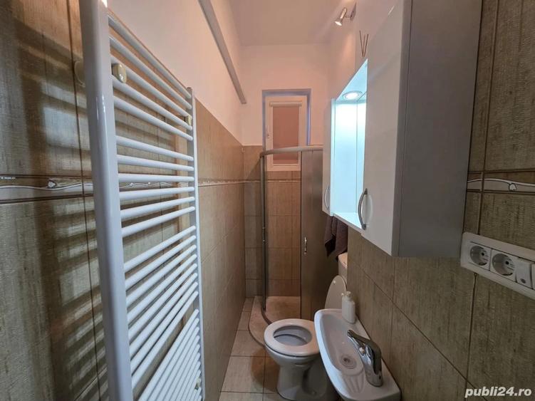 Ap decent cu termoteca si spatios 1 cam zona centrala parter - 2